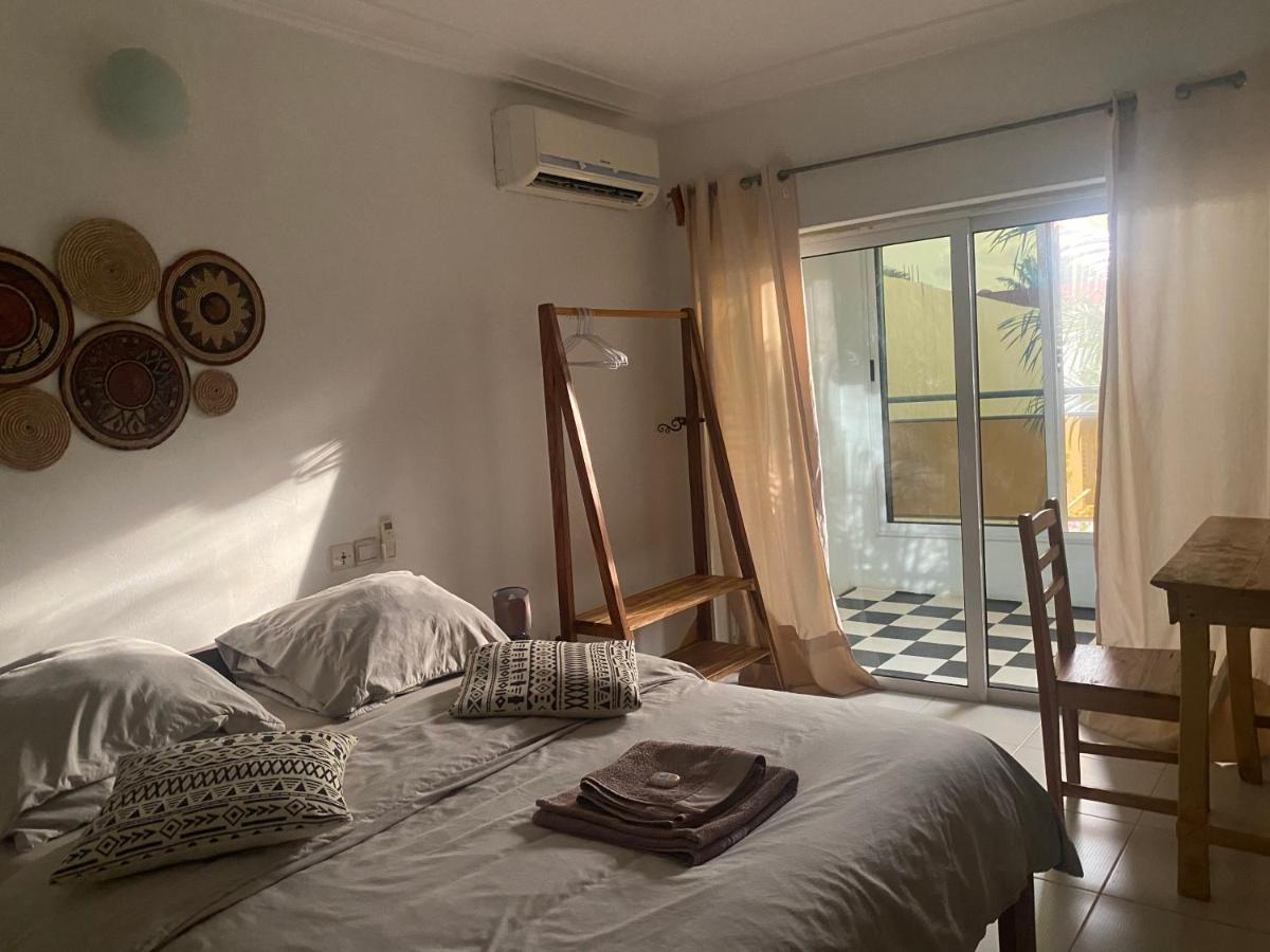 L'Oasis Guesthouse โกโตนู ภายนอก รูปภาพ