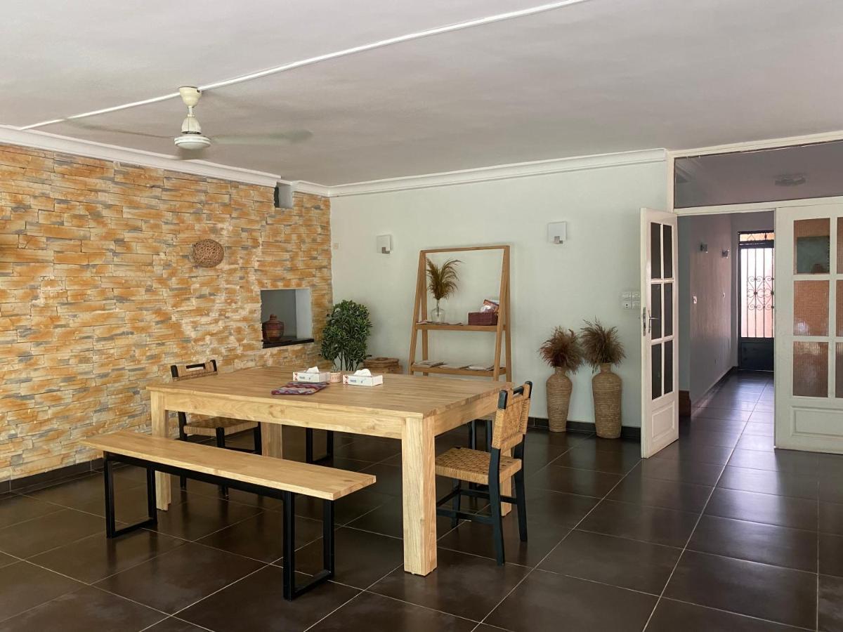 L'Oasis Guesthouse โกโตนู ภายนอก รูปภาพ