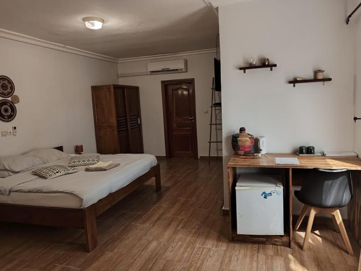 L'Oasis Guesthouse โกโตนู ภายนอก รูปภาพ
