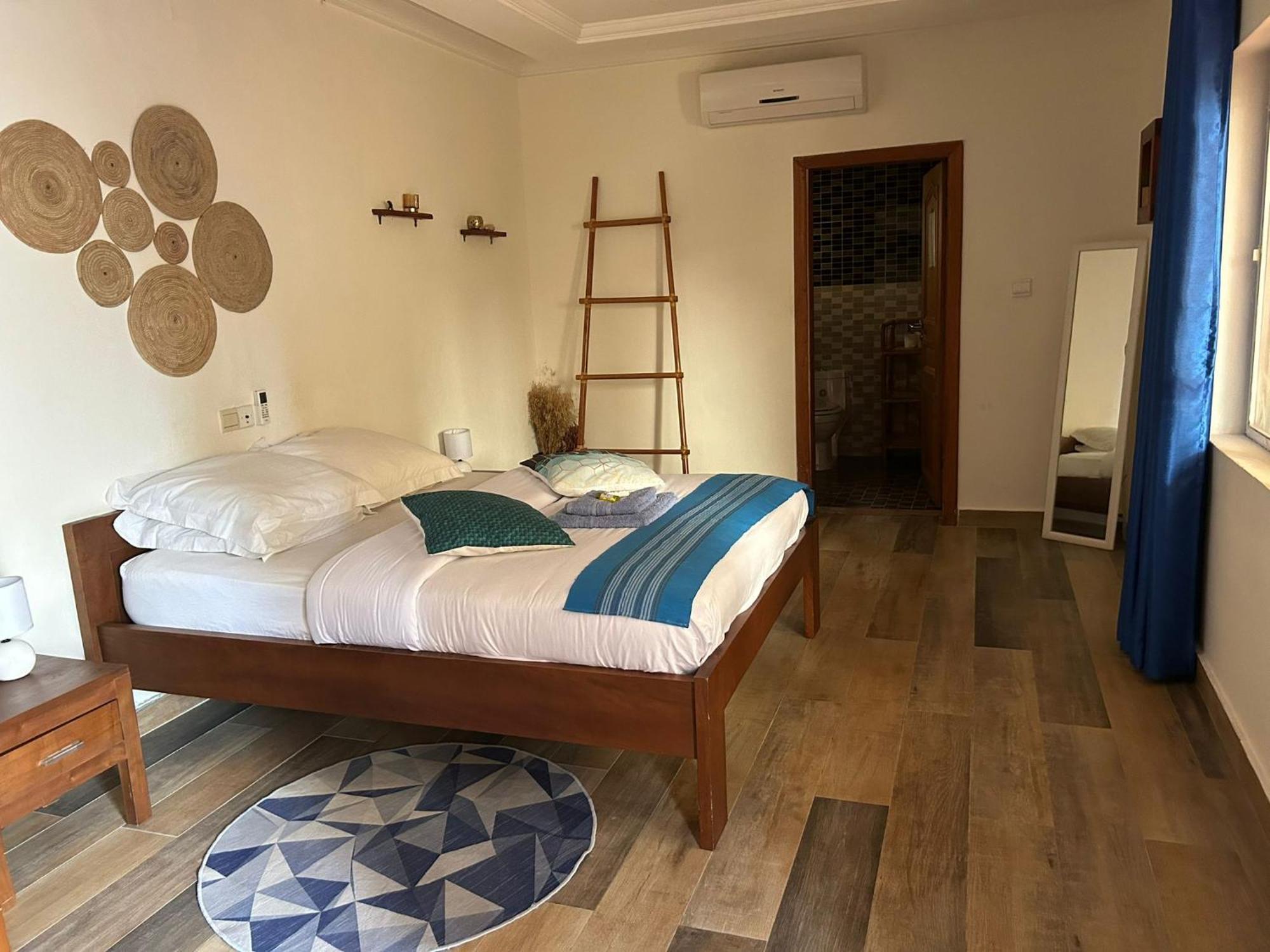 L'Oasis Guesthouse โกโตนู ภายนอก รูปภาพ