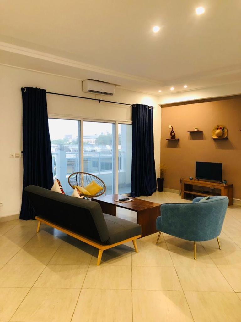 L'Oasis Guesthouse โกโตนู ภายนอก รูปภาพ
