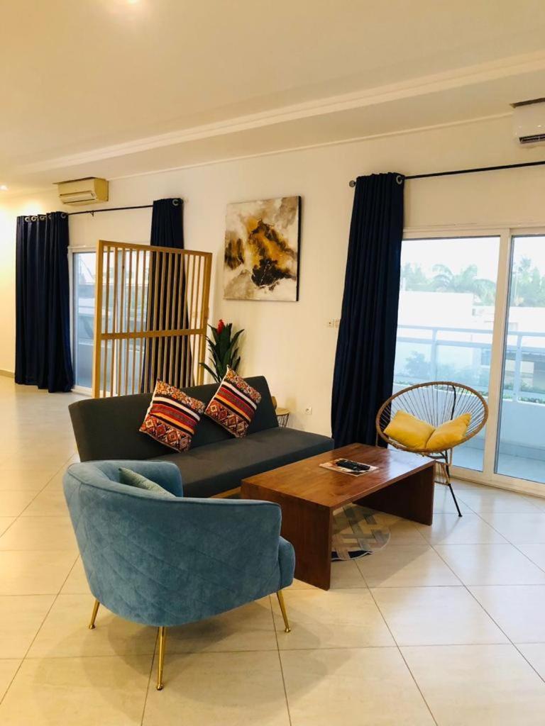 L'Oasis Guesthouse โกโตนู ภายนอก รูปภาพ