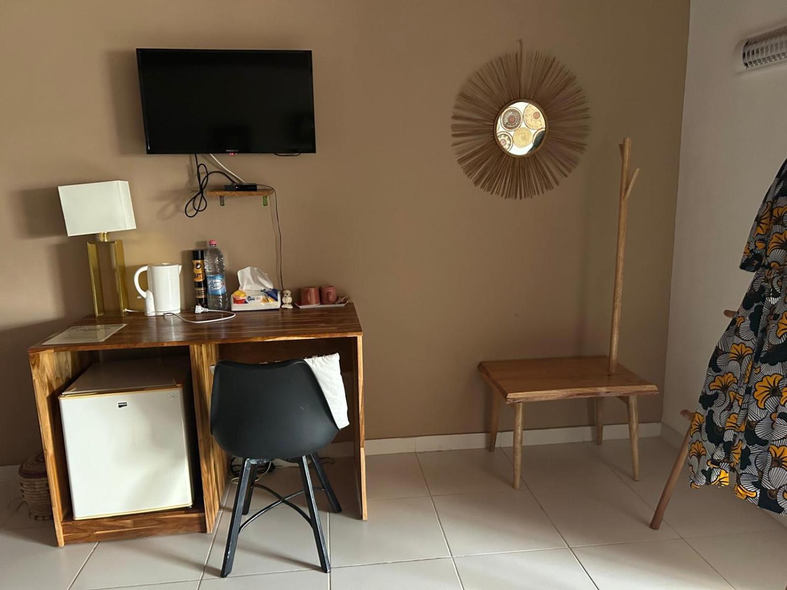 L'Oasis Guesthouse โกโตนู ภายนอก รูปภาพ