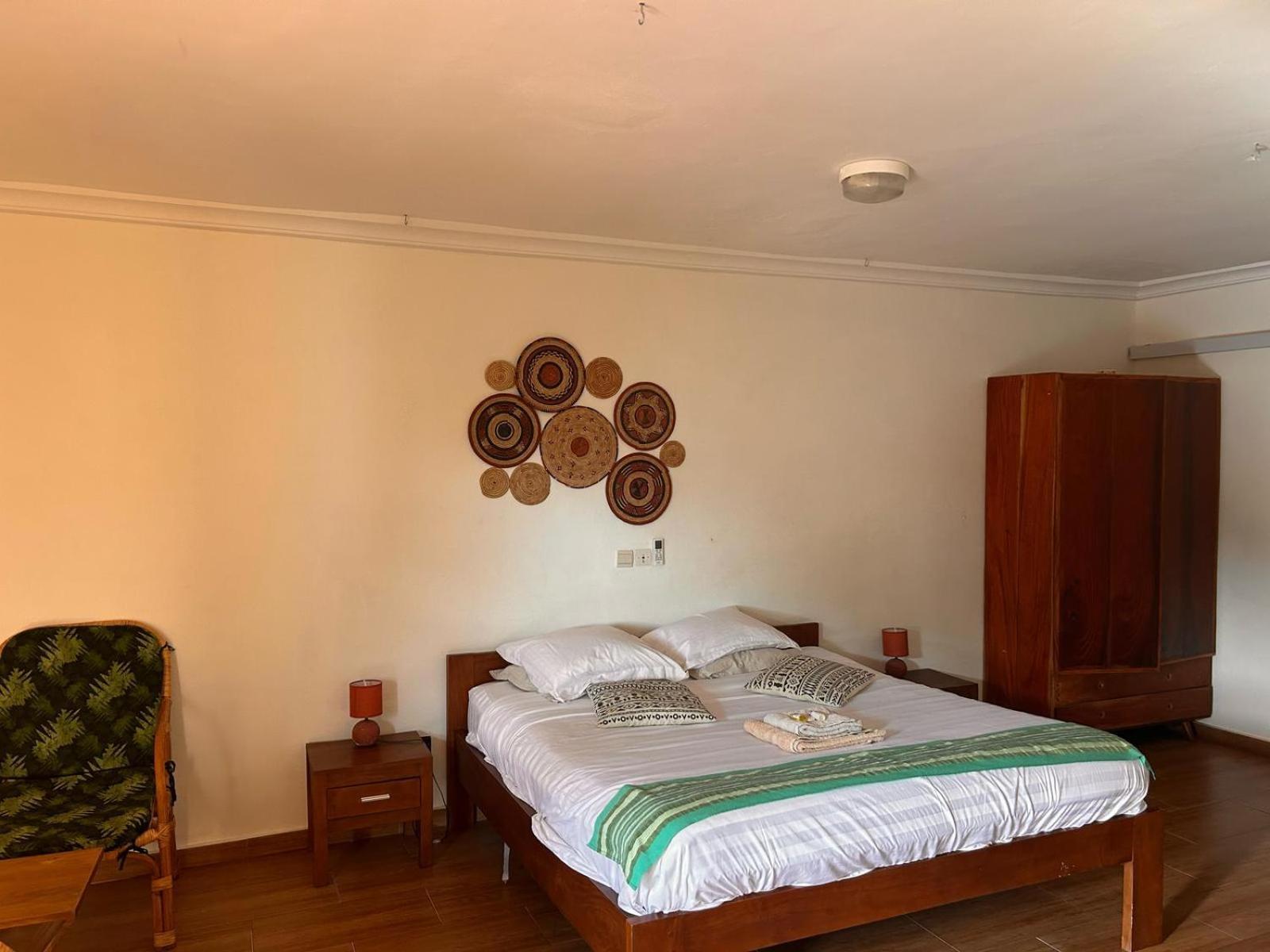 L'Oasis Guesthouse โกโตนู ภายนอก รูปภาพ